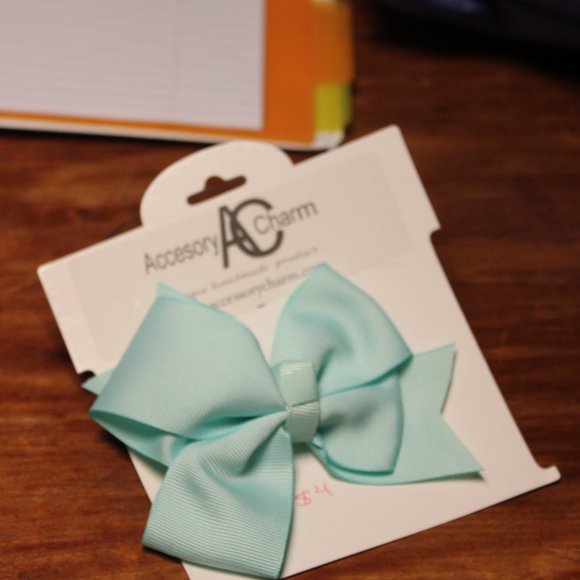 sky blue Hair Bow Accessory charm - Picture 1 of 1